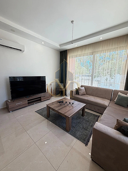 ORTAKÖY’DE MERKEZİ KONUMDA KİRALIK LÜKS 2+1 DAİRE